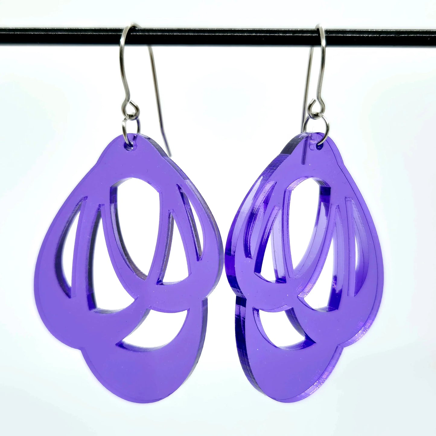 ÖRHÄNGEN LOOPS CLEAR LILAC