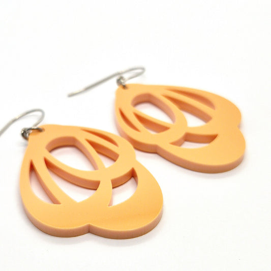 ÖRHÄNGEN LOOPS FUZZY PEACH