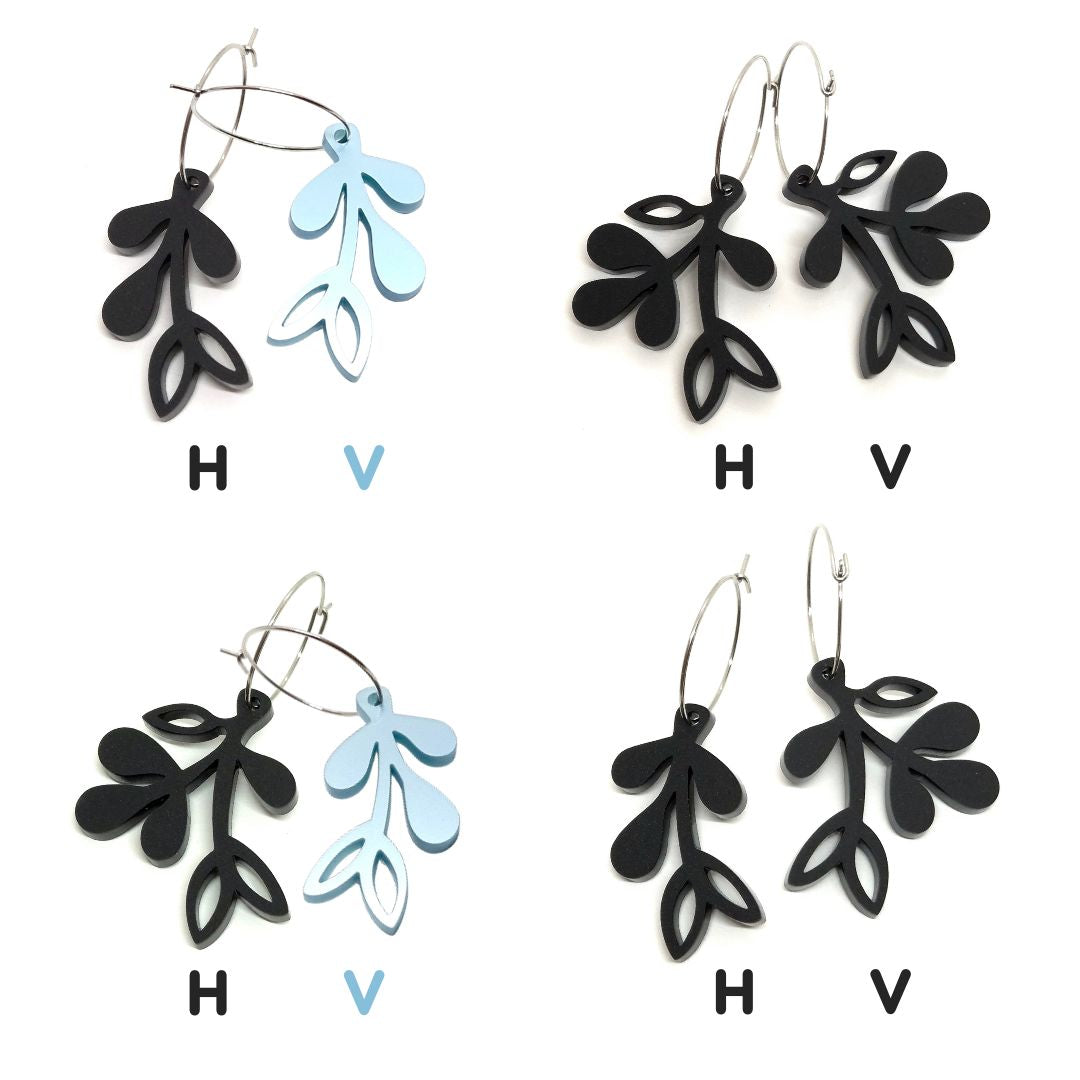ÖRHÄNGE MINI BOTANICS VÄNSTER METALLIC ICE BLUE