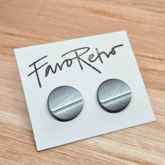 ÖRHÄNGEN KNAPPAR GRÅ