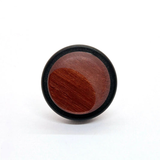 RING KNAPPAR SVART & BRUN