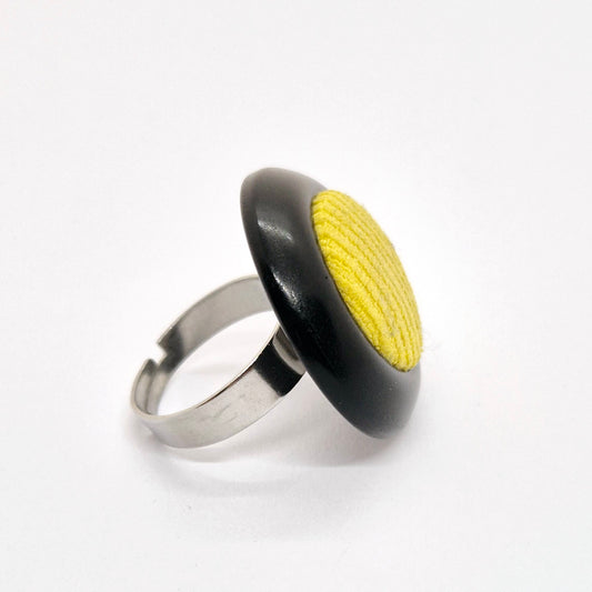 RING KNAPPAR SVART & GUL