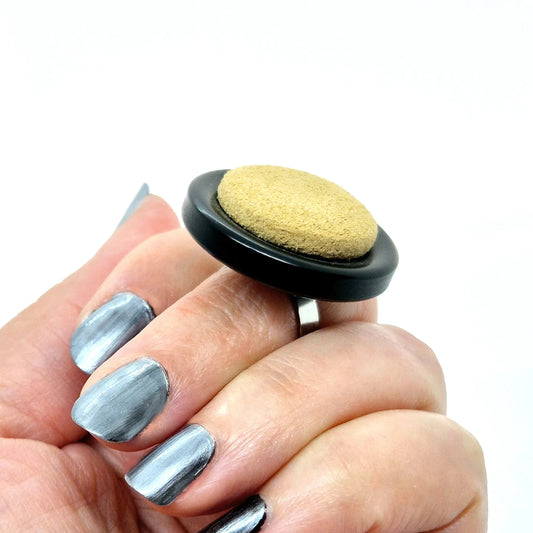 RING KNAPPAR LJUSBRUN MOCKA