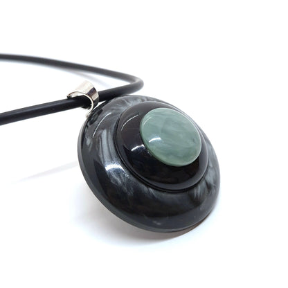 HALSBAND KNAPPAR GRÅ