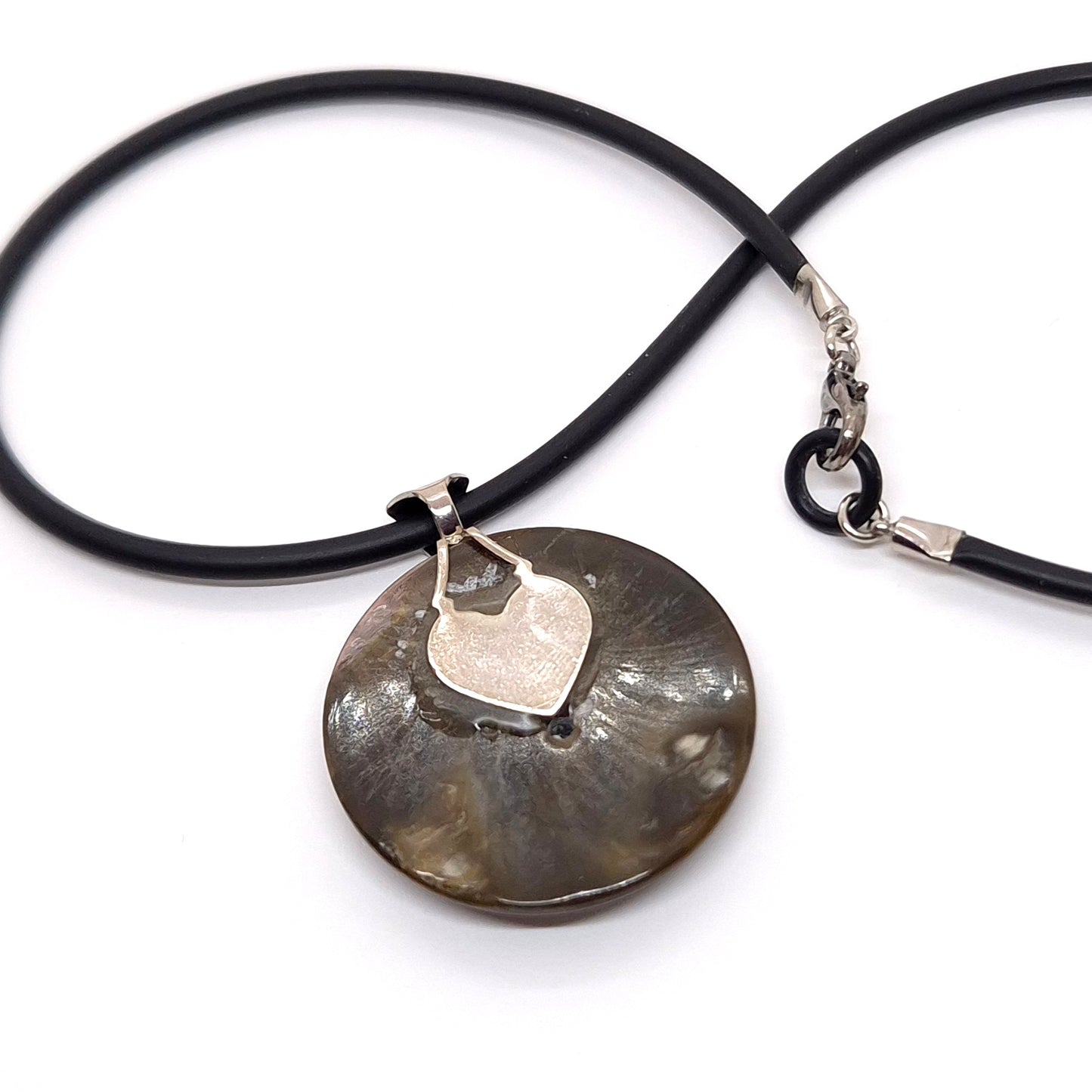 HALSBAND KNAPPAR PÄRLEMOR