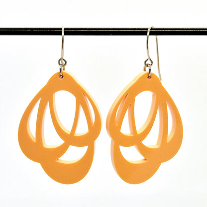 ÖRHÄNGEN LOOPS FUZZY PEACH
