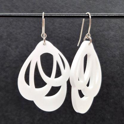 ÖRHÄNGEN LOOPS PLAIN WHITE