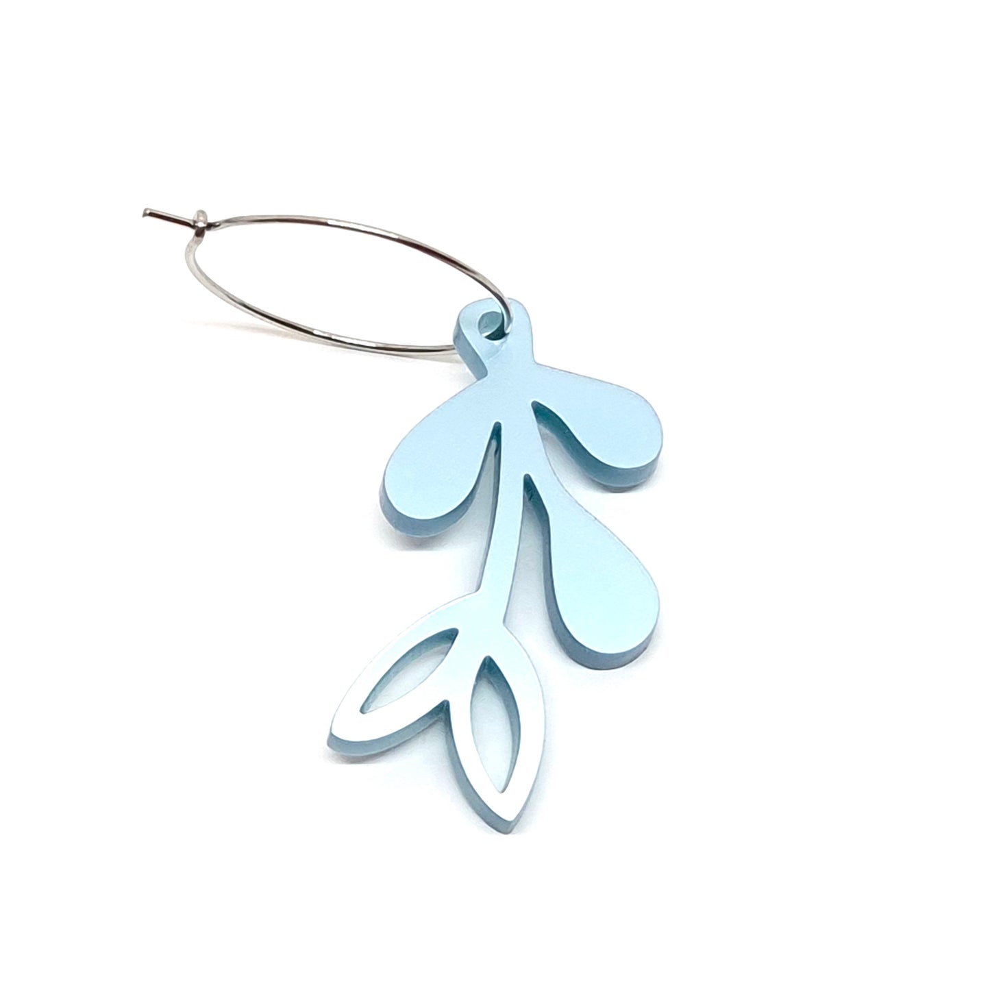 ÖRHÄNGE MINI BOTANICS VÄNSTER METALLIC ICE BLUE