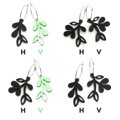 ÖRHÄNGE MINI BOTANICS VÄNSTER METALLIC PALE GREEN