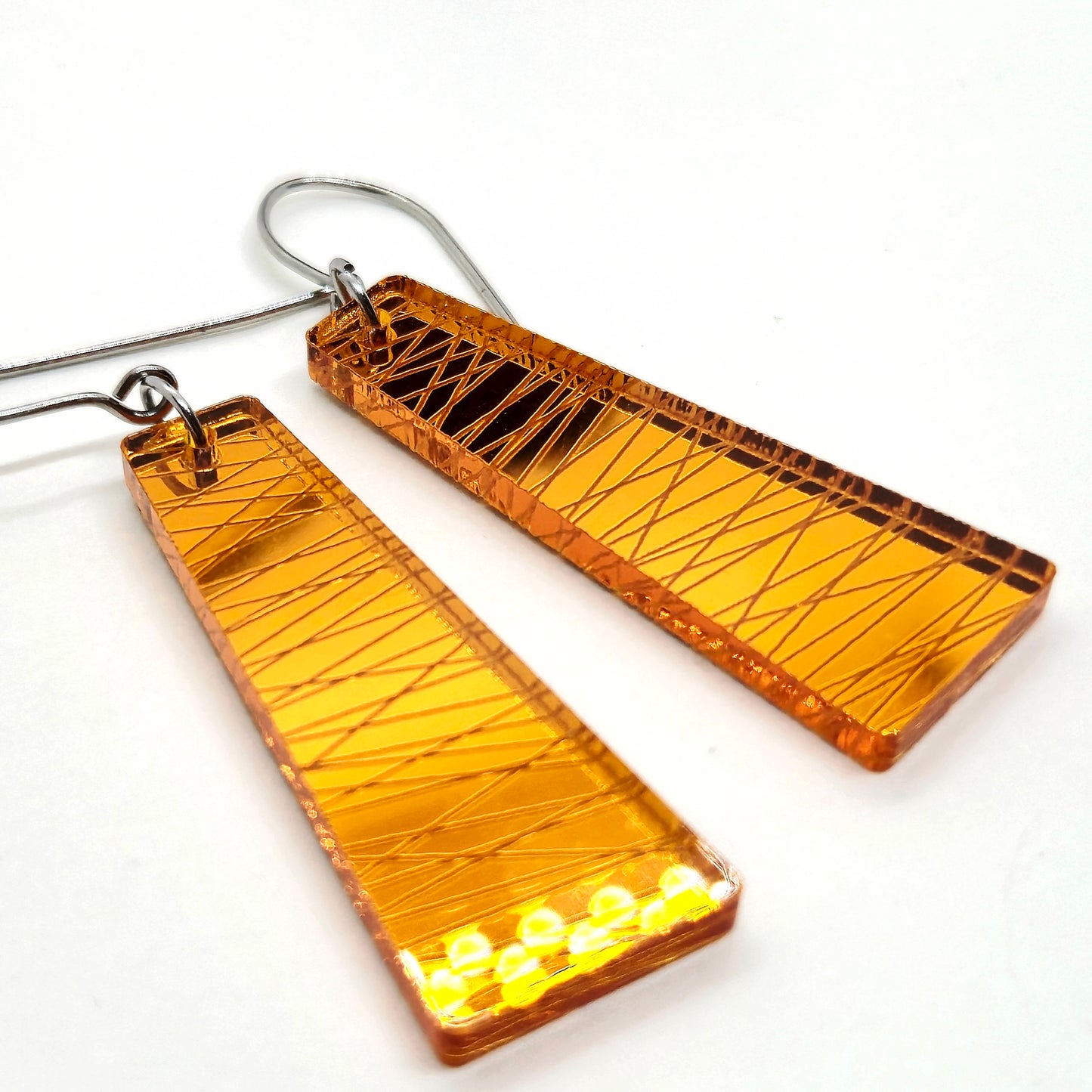 ÖRHÄNGEN SKETCH AMBER MIRROR