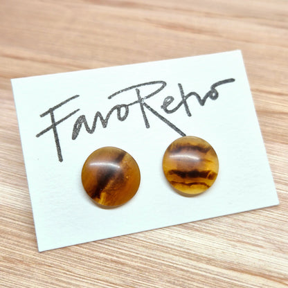 ÖRHÄNGEN KNAPPAR BRUNA