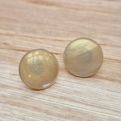 ÖRHÄNGEN KNAPPAR CREME