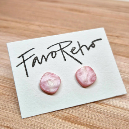 ÖRHÄNGEN KNAPPAR ROSA