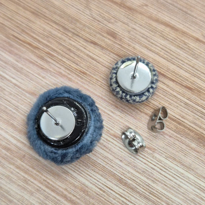 ÖRHÄNGEN KNAPPAR BLÅ