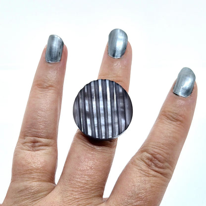 RING KNAPPAR GRÅ RÄNDER