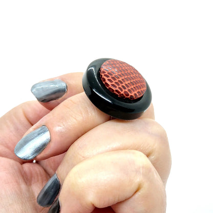 RING KNAPPAR RÖD LÄDER