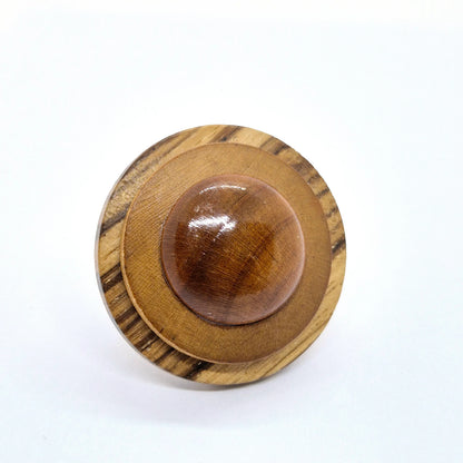 RING KNAPPAR TRISS I TRÄ