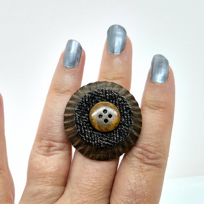 RING KNAPPAR TRÄ & TYG